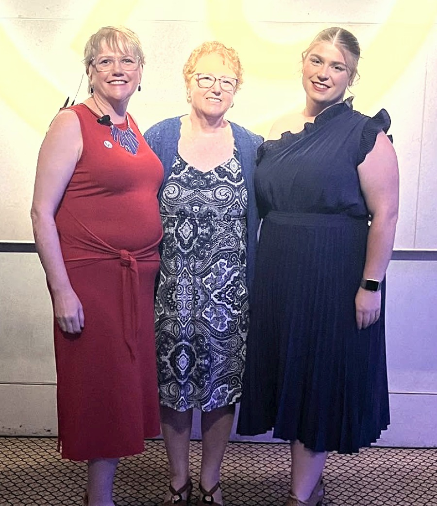 Sharene Dearlove with her mum Val and family